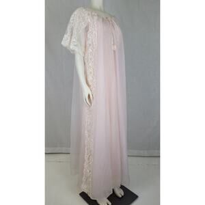 1970s Shadowline Soft Pink Lace Trim Long Peignoir Set Women's Sz M